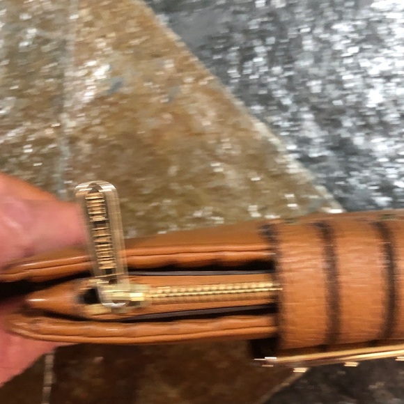 Michael Kors Wallet Gansevoort Brown Leather Buckles Flap Snap - Picture 7 of 15